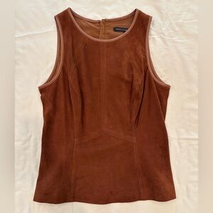 Suede leather sleeveless top with back zipper.in size 6. WHBM. Brown.